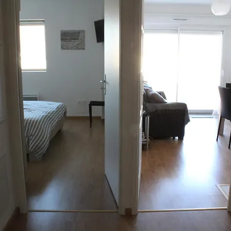 Διαμέρισμα A Deux Pas De La Plage, T2 A Avec Parking - Fr-1-482-151 *